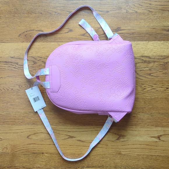 NWT Betsey Johnson LBSKYLAR Backpack In Pink - Picture 7 of 15